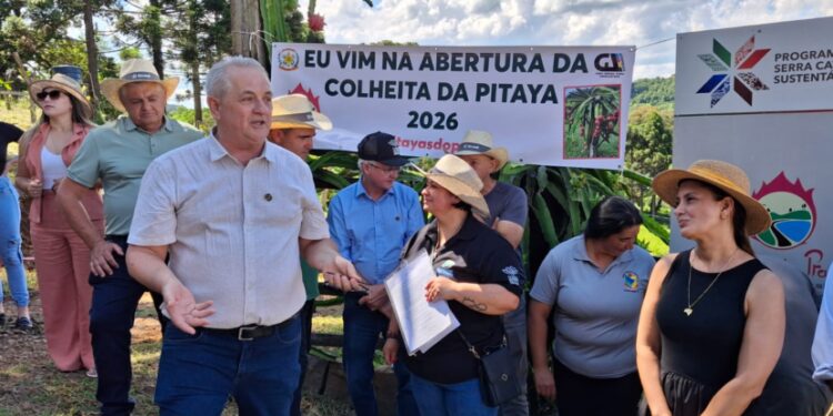 Conserra participa da abertura da colheita das pitayas em Cerro Negro