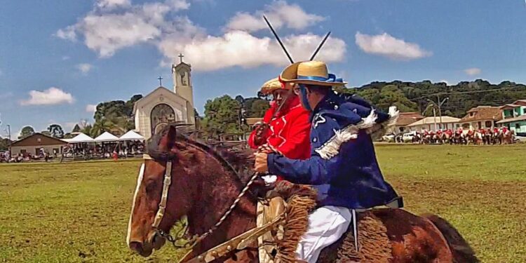 Luta entre Mouros e Cristãos: a tradição viva de Cazuza Ferreira, em São Francisco de Paula (RS)