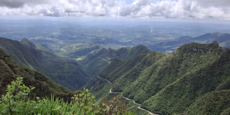 Projeto de revitalização do Mirante da Serra do Rio do Rastro não avança